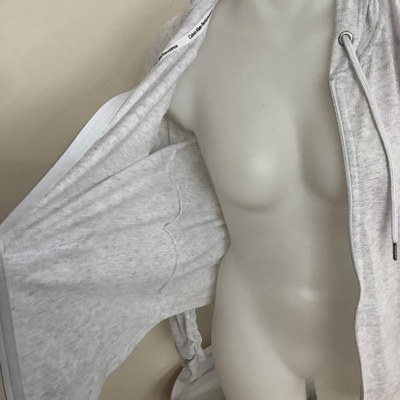 Calvin Klein light hoodie fits Medium 34/35 bust - Picture 5 of 11